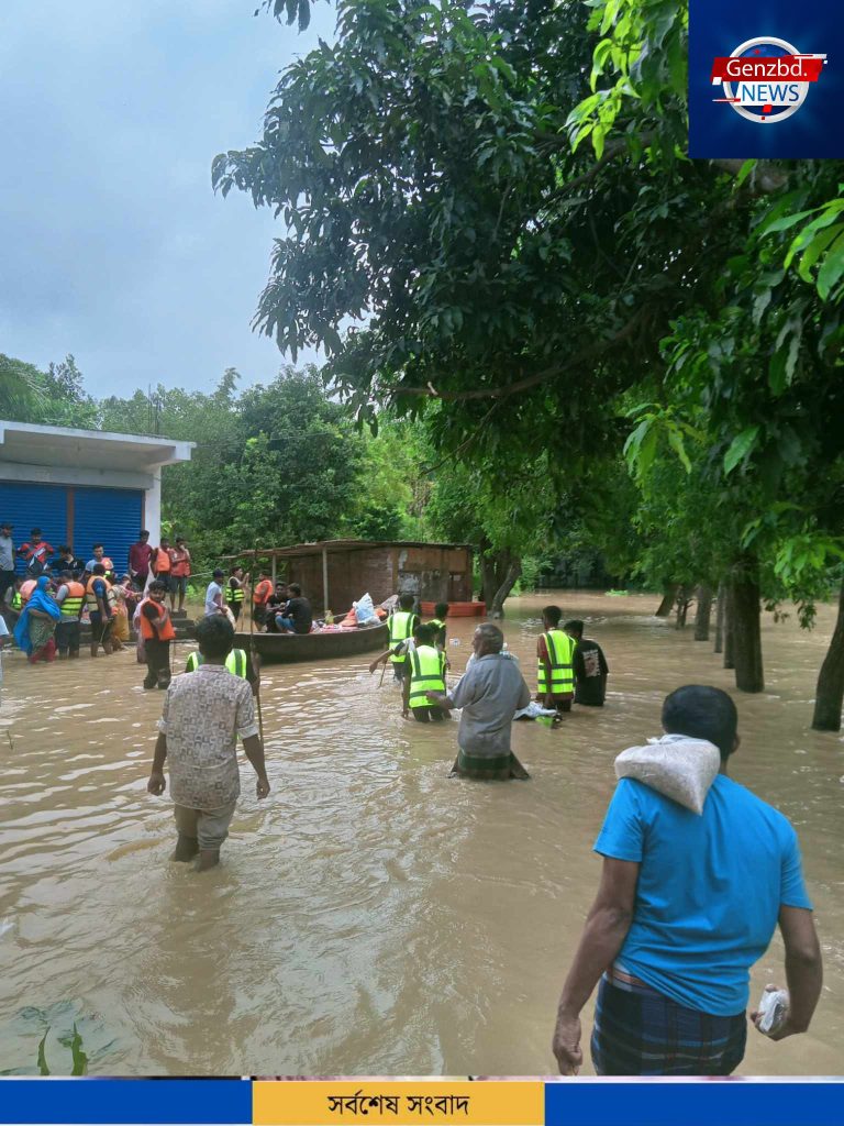 কুমিল্লা বন্যা কবলিত মানুষের পাশে দাঁড়িয়েছে নীলফামারী তরুণ উদ্যোক্তা প্রজেক্ট